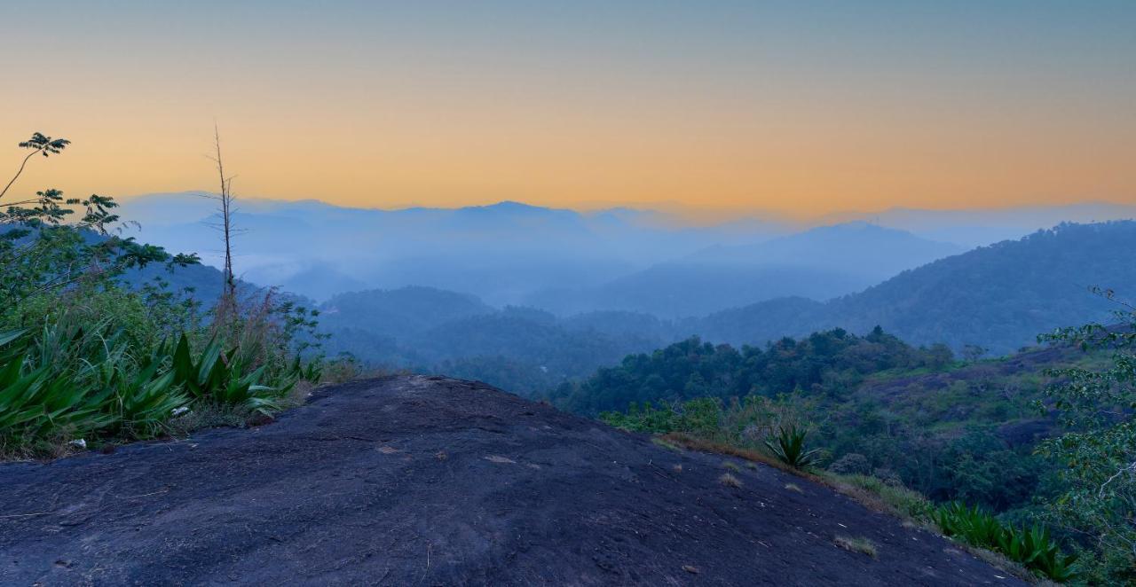 Haze&Kites Resort Munnar Exterior foto
